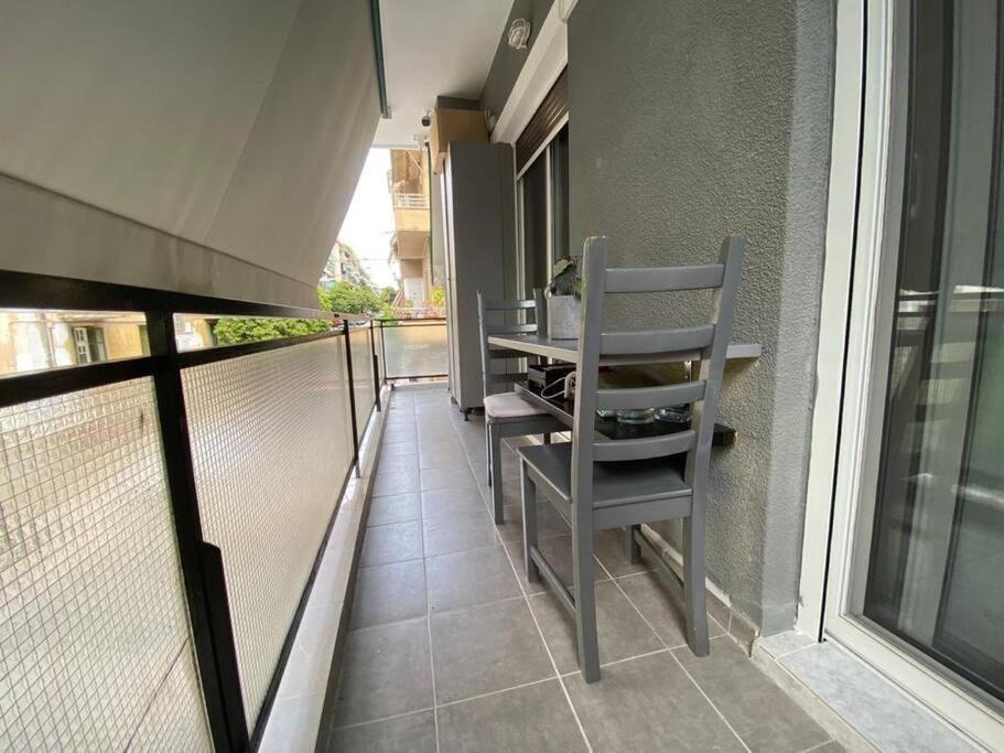 Live Minimal Apartment Athena Bagian luar foto